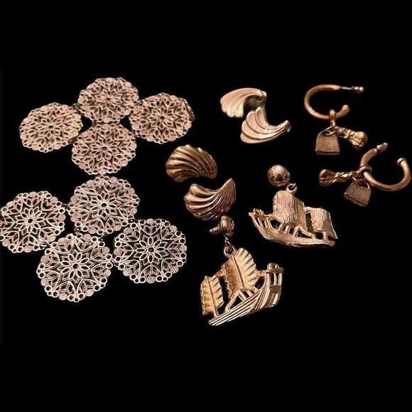 5 pair of  gold earrings ships, dangly & swoops gently used - Picture 2 of 8